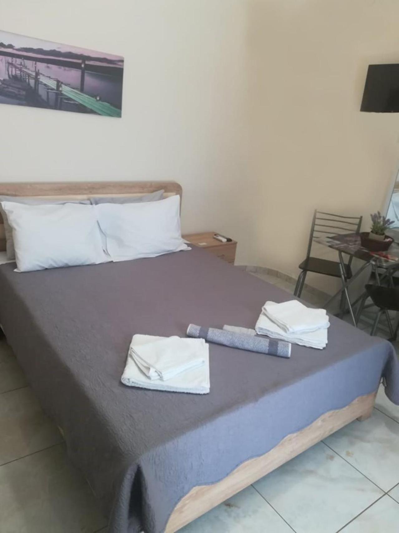 ζ&ζ Studios2 Apartment Peraia (Thessaloniki)