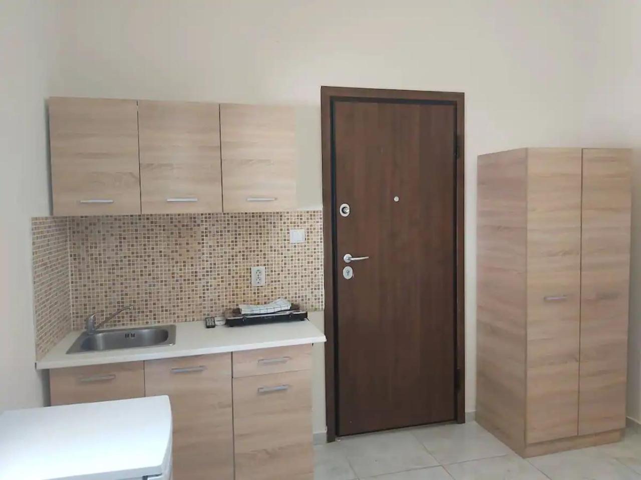 ζ&ζ Studios2 Apartment *